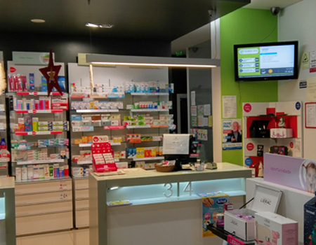 Multimedia Kiosk for Pharmacy, Waiting Queuing Management Pharmacy, Portugal, Angola, Mozambique