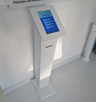 Multimedia Kiosk for and Waiting Management System for Clinics, Portugal, Angola, Mozambique